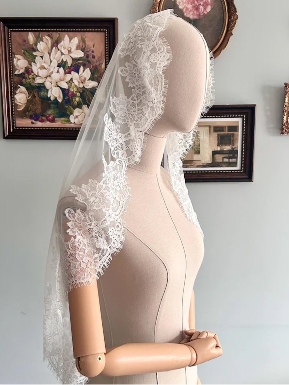 Chapel length lace trim wedding veil - brand new